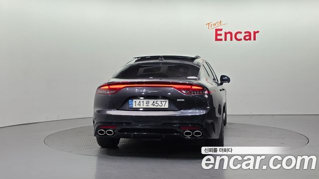 Kia Stinger из Кореи Encar