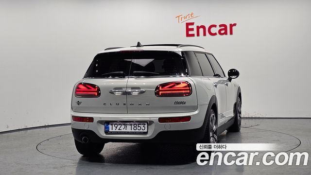 Mini Clubman Islington Edition 2nd — пробег 90 813 км — фото 4 из 5