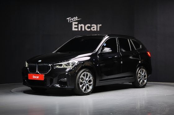BMW X1 xDrive 20i M Sport — пробег 13 671 км — фото 1 из 5