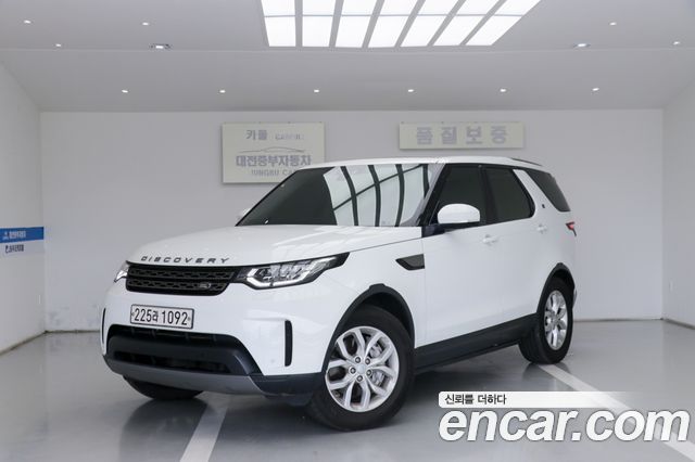 Land Rover Discovery 3.0 SD6 SE — пробег 144 108 км — фото 1 из 5