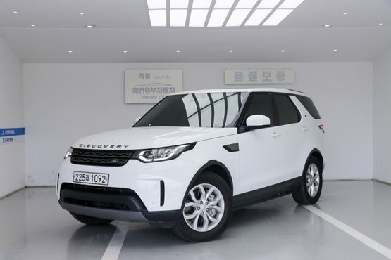 Land Rover Discovery 3.0 SD6 SE — пробег 144 108 км — фото 1 из 5