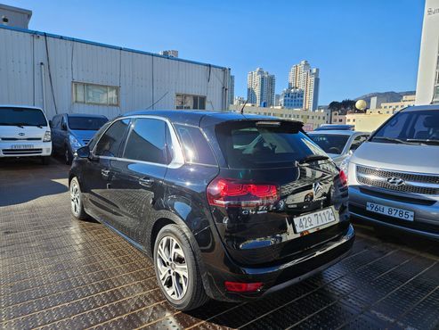 Citroen-DS C4 Picasso 2.0 B-HDI INTENSIVE — пробег 113 147 км — фото 4 из 5