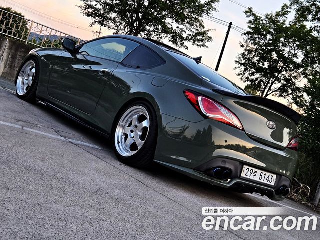 Hyundai Genesis из Кореи Encar