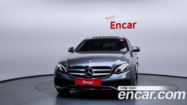 Mercedes-Benz E-Class из Кореи Encar