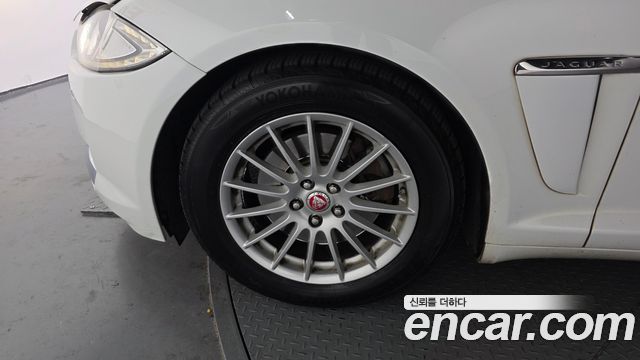 Jaguar XF из Кореи Encar