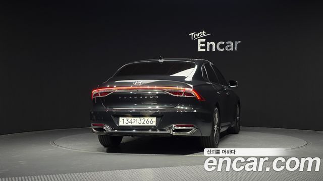 Hyundai Grandeur из Кореи Encar