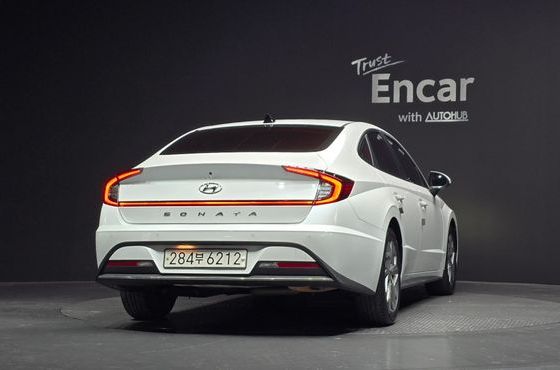 Hyundai Sonata 2.0 Premium — пробег 115 410 км — фото 4 из 5