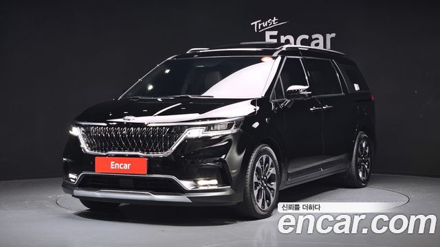 Kia Carnival 7-Seater Signature — пробег 49 820 км — фото 1 из 5