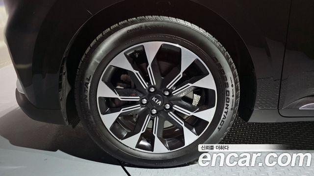 Kia Carnival 7-Seater Signature — пробег 49 820 км — фото 5 из 5