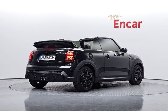 Mini Cooper Convertible JCW 3rd — пробег 24 807 км — фото 2 из 5