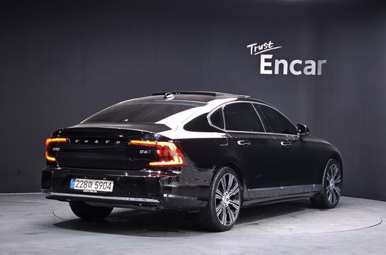 Volvo S90 B6 AWD Ultimate Bright — пробег 51 066 км — фото 2 из 5