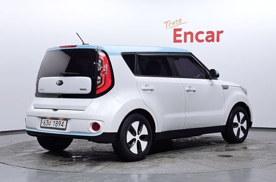 Kia Soul EV — пробег 51 156 км — фото 2 из 5