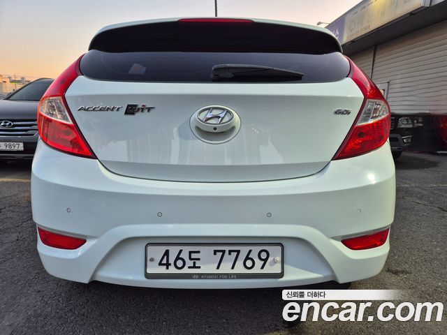 Hyundai Accent WIT 1.6 GDI Top — пробег 130 081 км — фото 5 из 5