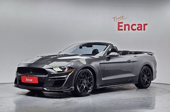 Ford Mustang Convertible — пробег 53 706 км — фото 1 из 5
