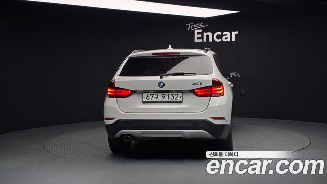 BMW X1 xDrive 18d — пробег 208 211 км — фото 4 из 5