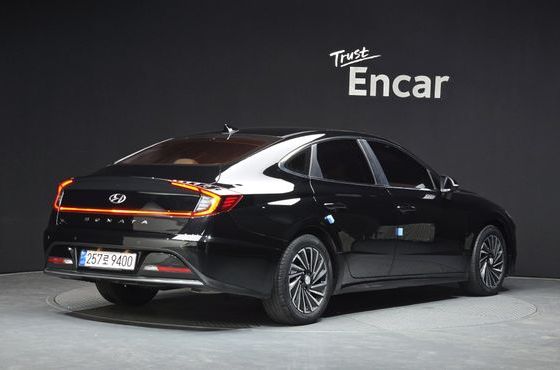 Hyundai Sonata Premium Millennial — пробег 93 720 км — фото 2 из 5