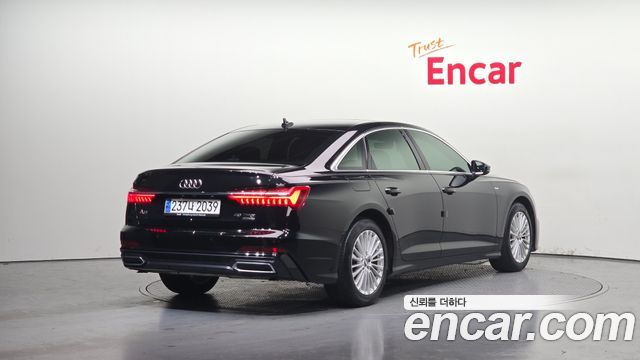 Audi A6 45 TFSI Quattro Premium — пробег 224 473 км — фото 2 из 5