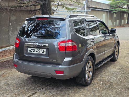 Kia Mohave 4WD KV 300 — пробег 229 000 км — фото 4 из 5