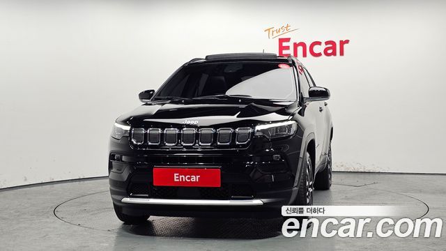 Jeep Compass 2.4 Limitied AWD — пробег 20 317 км — фото 3 из 5