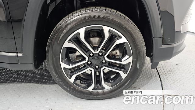 Jeep Compass 2.4 Limitied AWD — пробег 20 317 км — фото 5 из 5