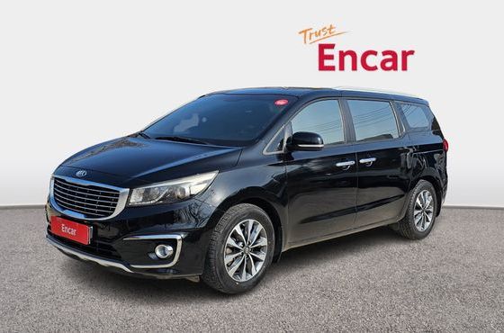Kia Carnival 9-seater Luxury — пробег 196 119 км — фото 1 из 5