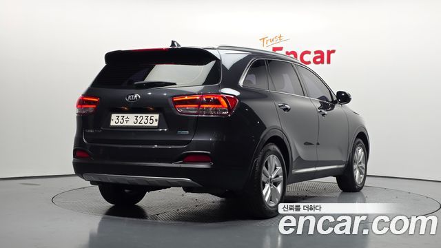 Kia Sorento Diesel 2.0 2WD Prestige — пробег 85 453 км — фото 2 из 5