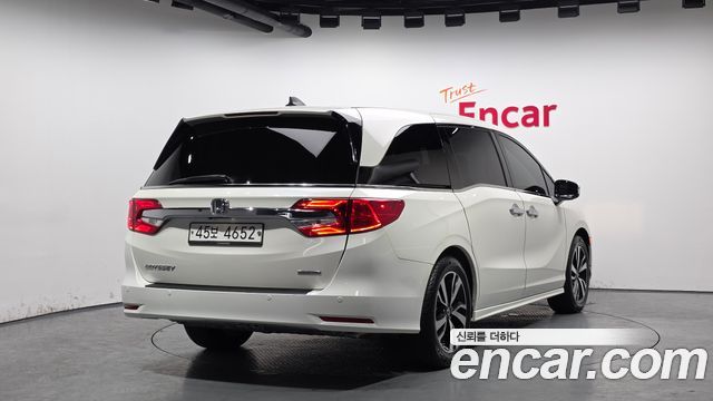 Honda Odyssey 3.5 5th — пробег 75 018 км — фото 2 из 5