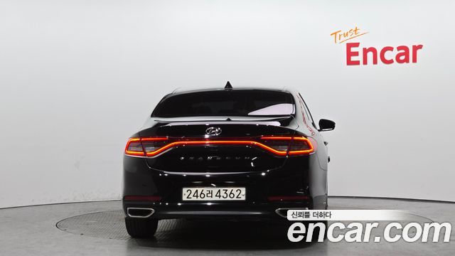 Hyundai Grandeur из Кореи Encar
