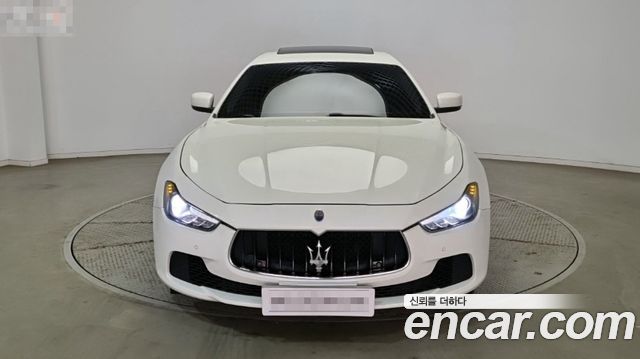 Maserati Ghibli из Кореи Encar