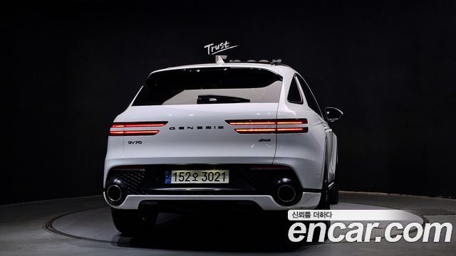 Genesis GV70 из Кореи Encar