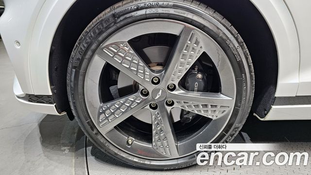 Genesis GV70 из Кореи Encar