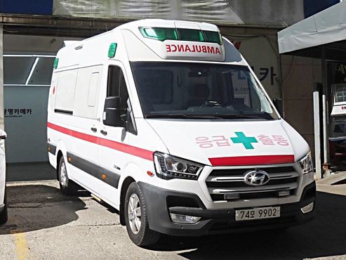 Hyundai Solati Ambulance — пробег 1 909 км — фото 3 из 5