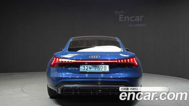 Audi e-tron GT из Кореи Encar