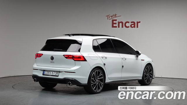 Volkswagen Golf 2.0 GTI — пробег 11 409 км — фото 2 из 5