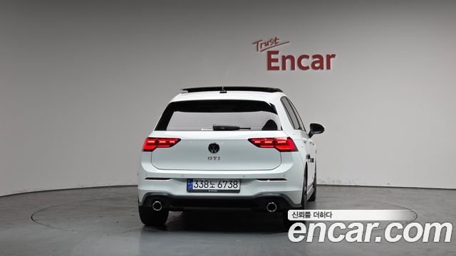 Volkswagen Golf 2.0 GTI — пробег 11 409 км — фото 4 из 5