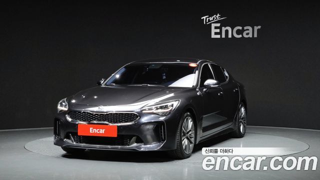 Kia Stinger 2.0 Turbo AWD Platinum — пробег 120 969 км — фото 1 из 5