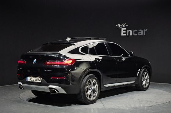BMW X4 xDrive20i xLine — пробег 46 998 км — фото 2 из 5