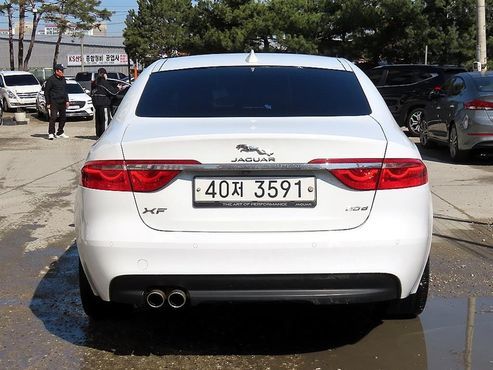 Jaguar XF 20d Portfolio — пробег 95 518 км — фото 4 из 5