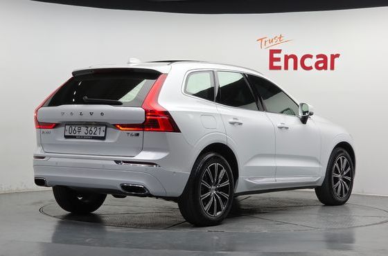 Volvo XC60 T6 Inscription — пробег 141 185 км — фото 2 из 5
