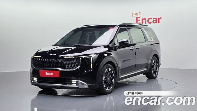 Kia Carnival 9-Seater Signature — пробег 17 948 км — фото 1 из 5