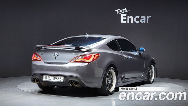 Hyundai Genesis из Кореи Encar