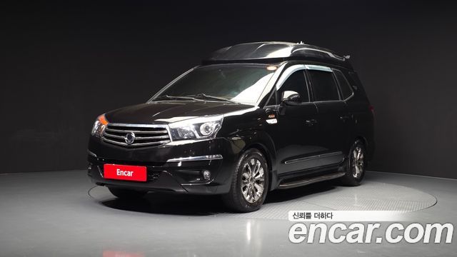 Ssangyong KORANDO 4WD Chateau 9-seater High-roof — пробег 139 835 км — фото 1 из 5
