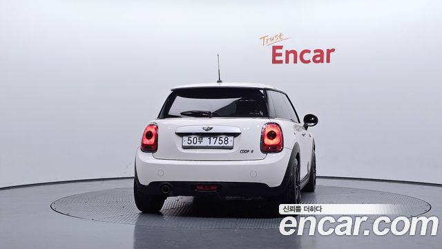 Mini Cooper из Кореи Encar