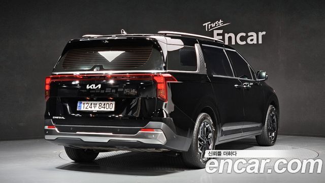 Kia Carnival 9-Seater Noblesse — пробег 48 163 км — фото 2 из 5