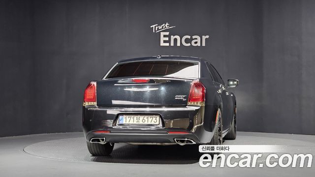 Chrysler 300C из Кореи Encar