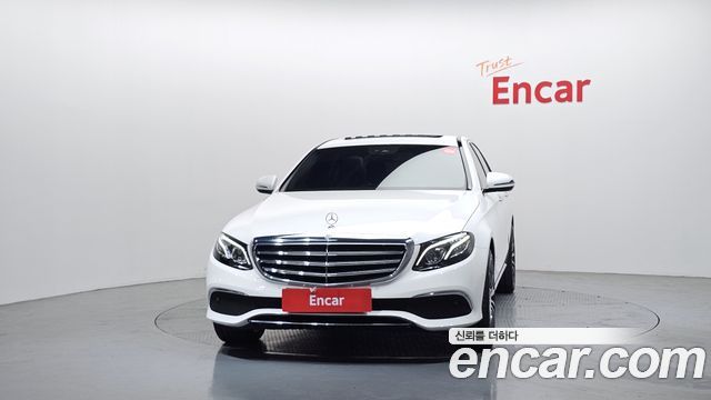 Mercedes-Benz E-Class из Кореи Encar