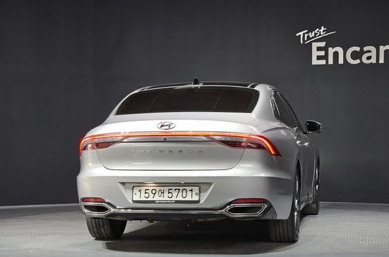 Hyundai Grandeur 2.5 Exclusice — пробег 133 965 км — фото 4 из 5