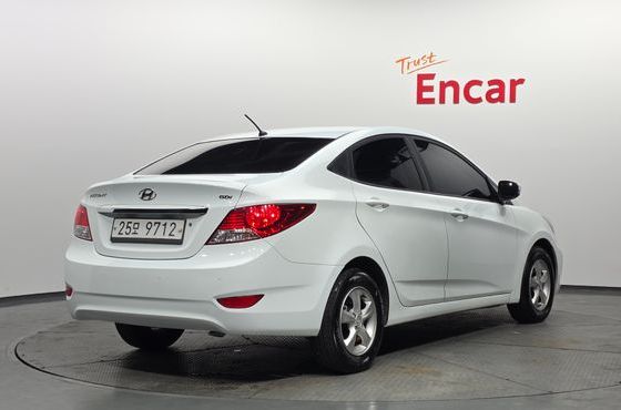 Hyundai Accent 1.6 GDI Premier — пробег 74 513 км — фото 2 из 5