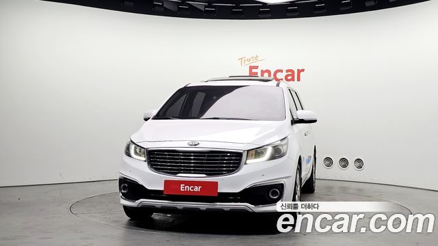 Kia Carnival 9-seater Luxury — пробег 175 580 км — фото 3 из 5