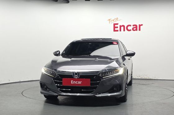 Honda Accord 2.0 Hybrid Touring — пробег 38 661 км — фото 3 из 5